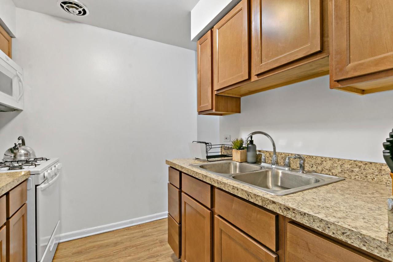 Stunning 1Br Apartment At Center Of Lakeview - Oakdale 211 Chicago Exterior foto